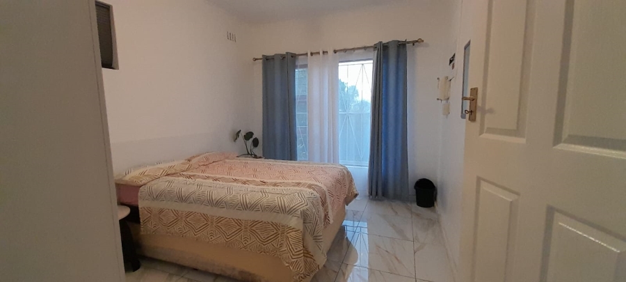 4 Bedroom Property for Sale in Gordon Strand Estate Western Cape